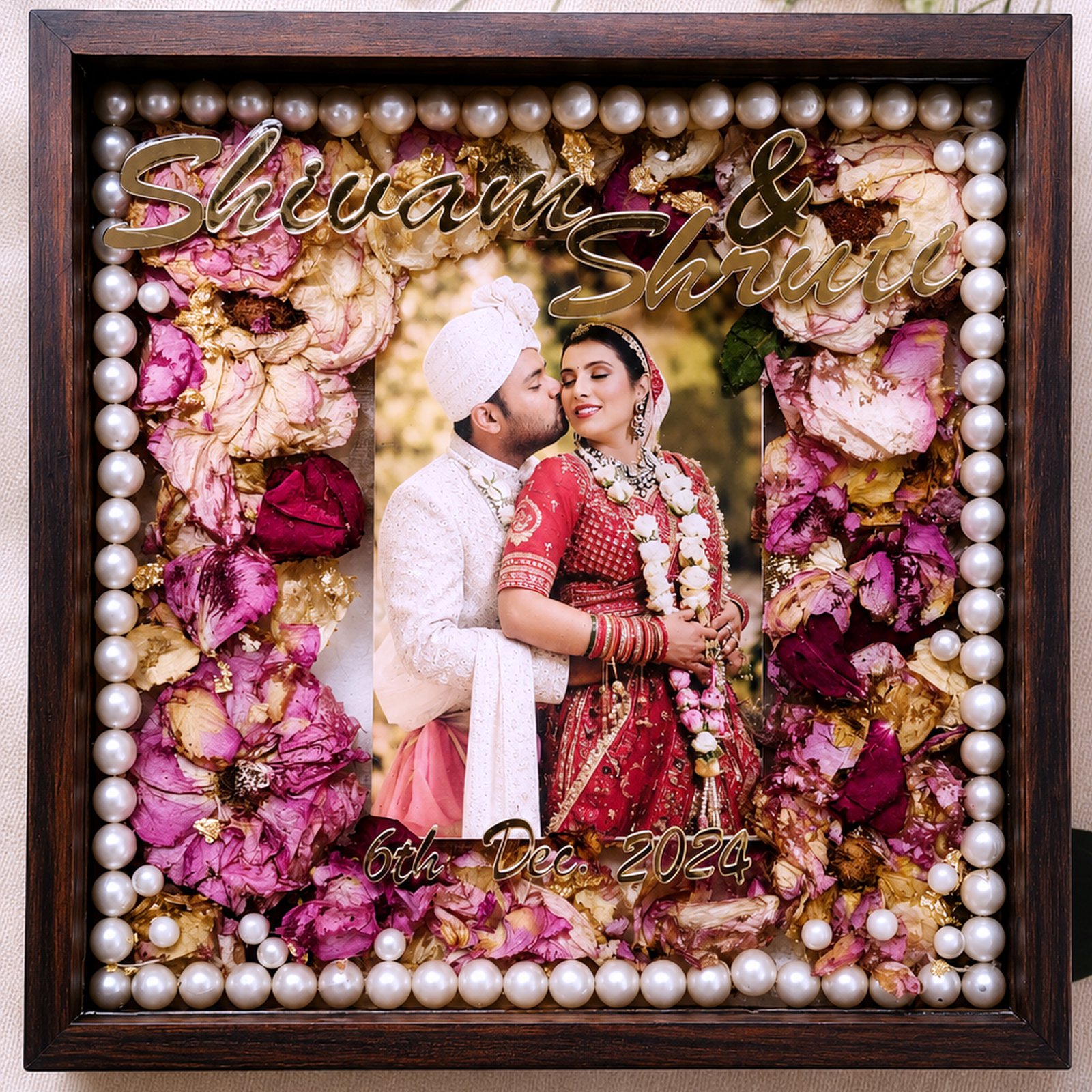 Personalized photo frame in Ateli